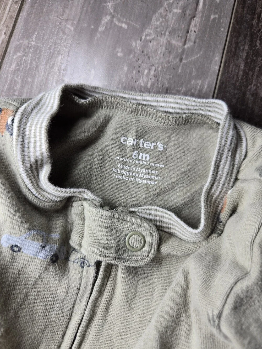 Carter's Baby Boy Soft Green Baby One-Piece Footed Sleeper Size 6m Buffalo